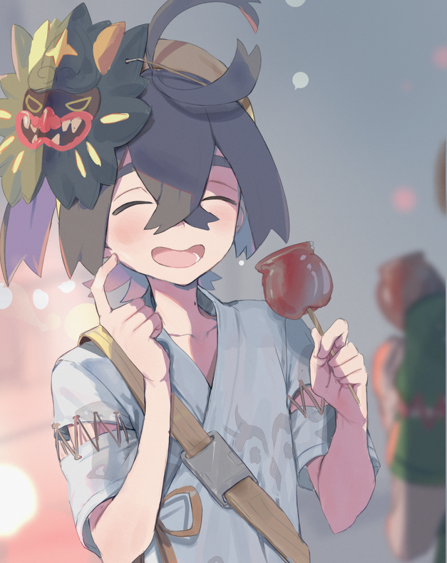 1boy 1other :d ahoge blurry candy_apple closed_eyes collarbone commentary_request crossed_bangs food green_shirt hair_between_eyes hairband hands_up holding index_finger_raised kieran_(pokemon) lower_teeth_only mask mask_on_head mxkjxm_(nhss2337) nintendo open_mouth pokemon pokemon_sv shirt short_sleeves smile strap teeth yellow_hairband