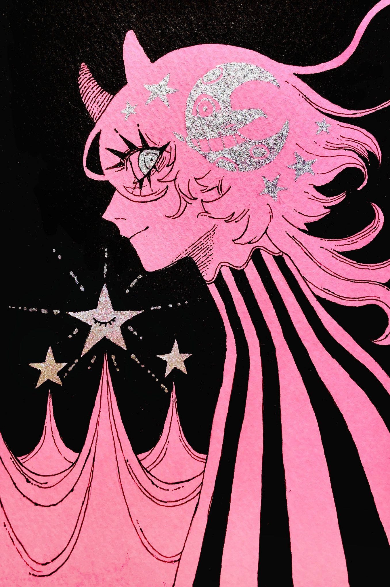 1girl black_background crescent_moon grey_eyes highres horns long_hair looking_at_viewer momomo_906 moon original poncho ringed_eyes solo star_(symbol) upper_body