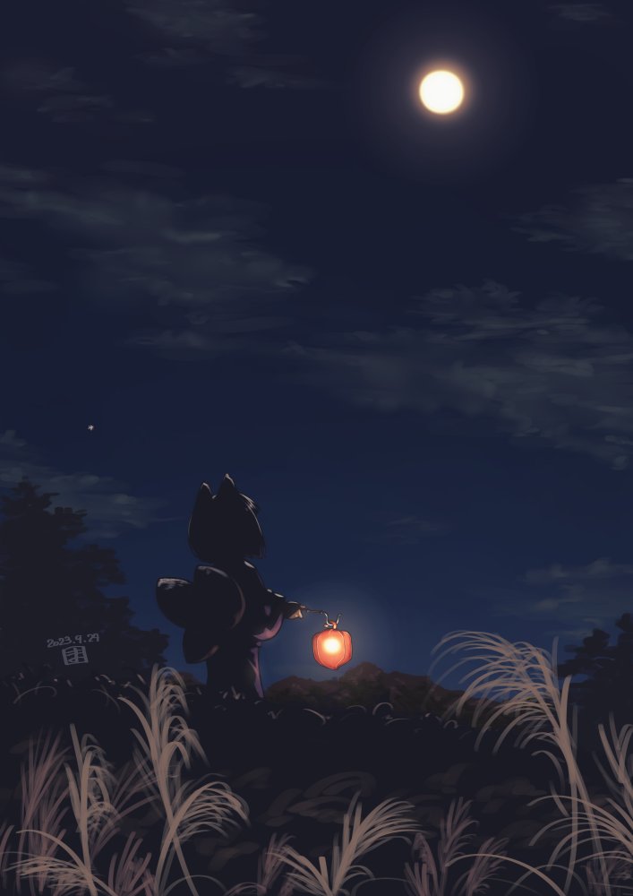 1girl animal_ears black_hair brown_kimono cloud commentary_request dark facing_away fox_ears fox_girl fox_tail from_behind full_moon holding holding_lantern japanese_clothes kimono kitsune kukuri_(mawaru) lantern mawaru_(mawaru) moon night night_sky original outdoors sky solo standing tail wheat