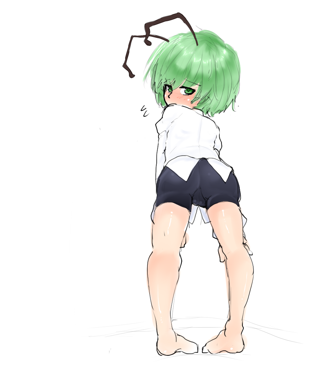1girl antennae ass barefoot black_shorts blush commentary_request from_behind full_body green_eyes green_hair hands_on_own_knees leaning_forward long_sleeves looking_at_viewer looking_back shirt short_hair shorts simple_background solo touhou unimamo white_background white_shirt wriggle_nightbug