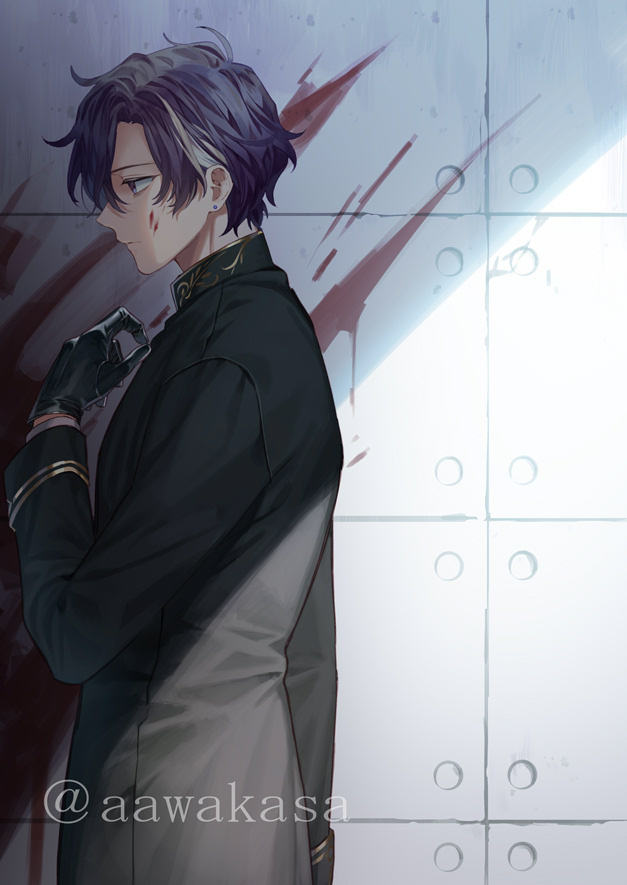 1boy black_gloves black_jacket blood blood_on_face closed_mouth earrings gloves jacket jewelry long_sleeves looking_away male_focus multicolored_hair original profile purple_hair ryuuki_(hydrangea) solo streaked_hair stud_earrings twitter_username upper_body white_hair