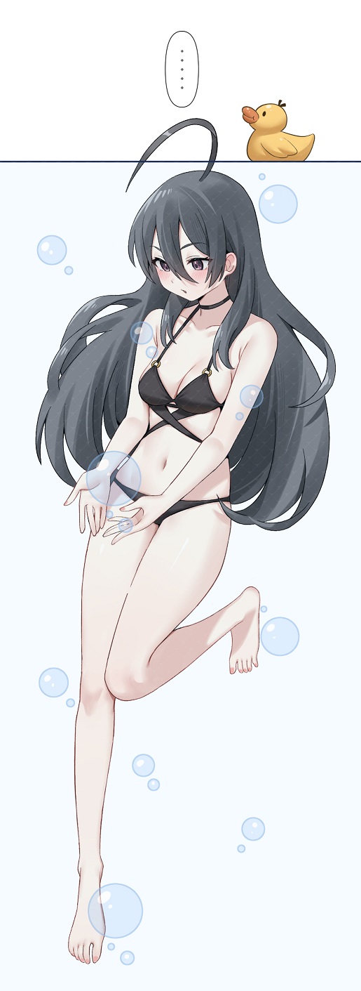 ... 1girl ahoge barefoot bikini black_bikini black_choker black_hair breasts bubble bygin choker cleavage collarbone hair_between_eyes highres kimishima_ayano long_hair medium_breasts navel partially_underwater_shot rubber_duck simple_background solo spoken_ellipsis standing standing_on_one_leg submerged swimsuit toes tokidoki_bosotto_roshia-go_de_dereru_tonari_no_alya-san underwater water white_background