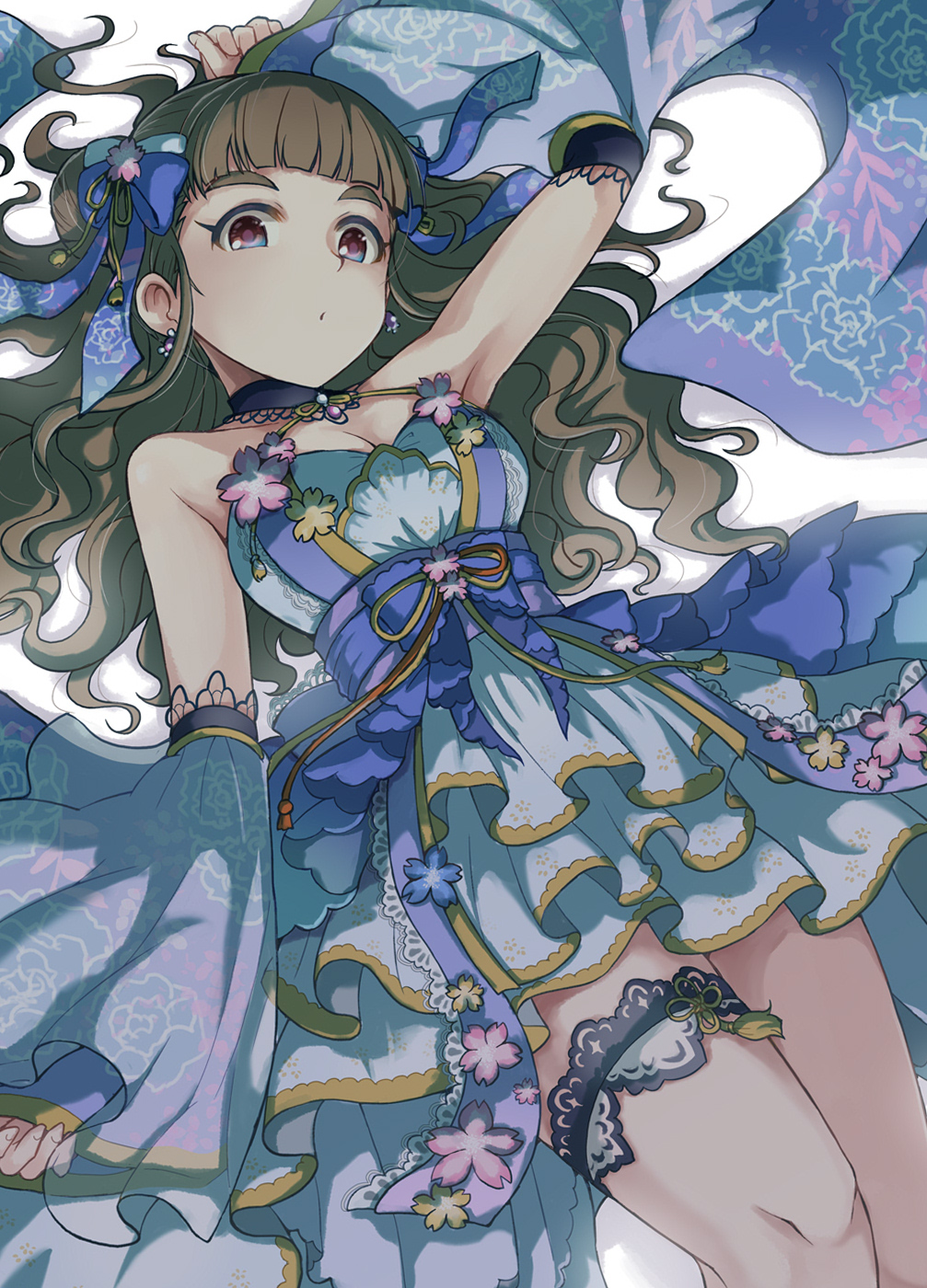 1girl arm_up blue_dress blunt_bangs brown_hair detached_sleeves dress highres idolmaster idolmaster_cinderella_girls kamiya_nao long_hair looking_at_viewer lying on_back red_eyes satomura_kyou solo thick_eyebrows thigh_strap