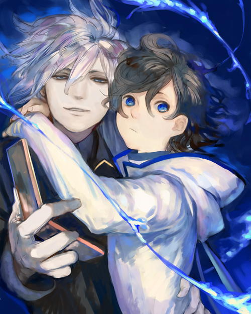 10s 2boys 3838383 bad_id bad_pixiv_id black_hair blue_eyes cellphone devil_survivor_(series) devil_survivor_2 gloves hood houtsuin_yamato kuze_hibiki male_focus multiple_boys phone protagonist_(devil_survivor_2) silver_hair