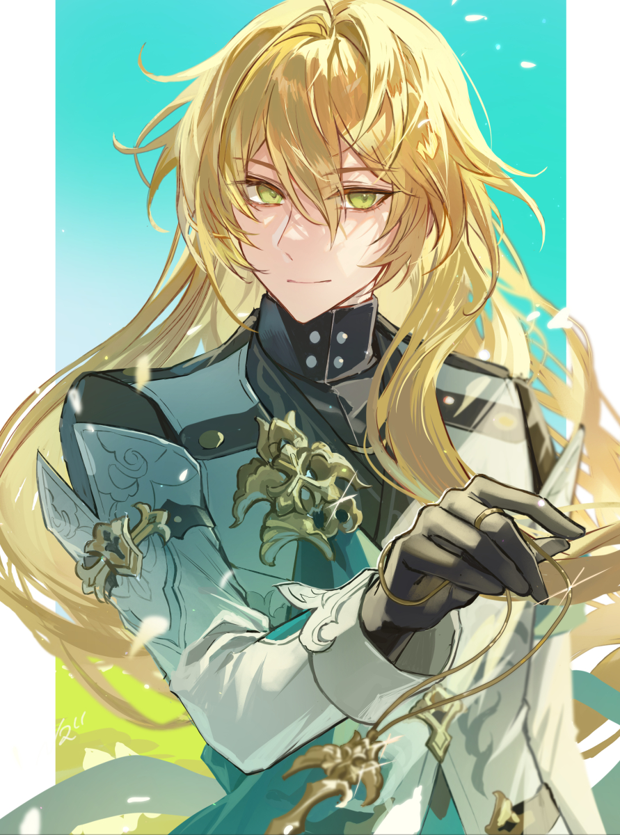 1boy black_gloves black_shirt blonde_hair blue_background border brooch closed_mouth coat double-parted_bangs falling_petals glint gloves gradient_background green_eyes hair_between_eyes highres holding holding_jewelry holding_necklace honkai:_star_rail honkai_(series) jewelry long_hair long_sleeves looking_at_viewer luocha_(honkai:_star_rail) male_focus necklace outside_border pendant pendant_removed petals pillarboxed poppoman shirt sleeve_cuffs smile solo upper_body white_border white_coat