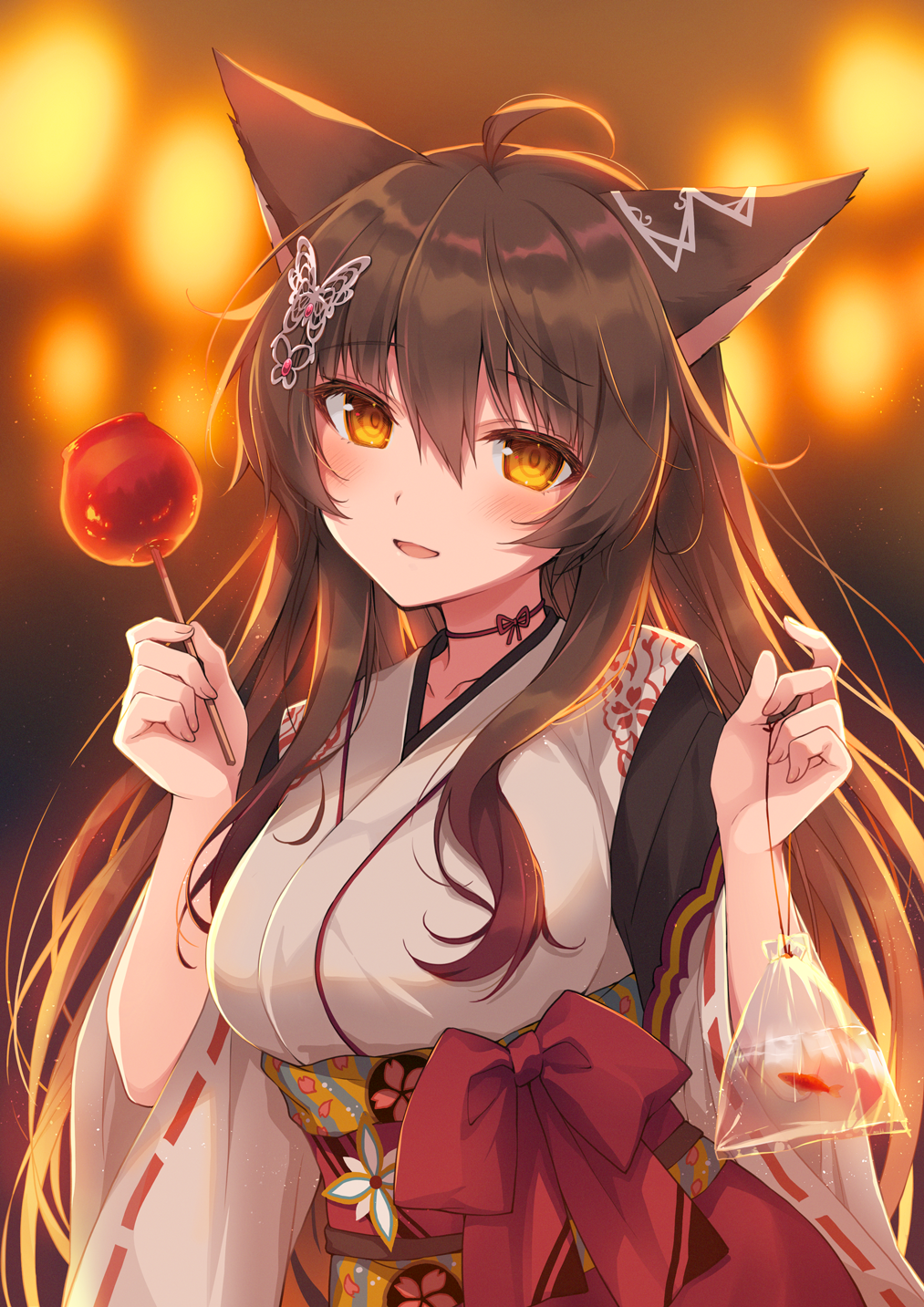 1girl :d ahoge animal_ears bag bagged_fish blurry blurry_background blush bow brown_hair butterfly_hair_ornament candy_apple choker commentary_request depth_of_field fish food fox_ears fox_girl fumi_(nijisanji) hair_ornament highres holding holding_food japanese_clothes kimono long_hair long_sleeves looking_at_viewer nijisanji nikyuppa obi open_mouth orange_eyes red_bow red_choker red_ribbon ribbon ribbon-trimmed_sleeves ribbon_choker ribbon_trim sash smile solo upper_body very_long_hair virtual_youtuber white_kimono wide_sleeves