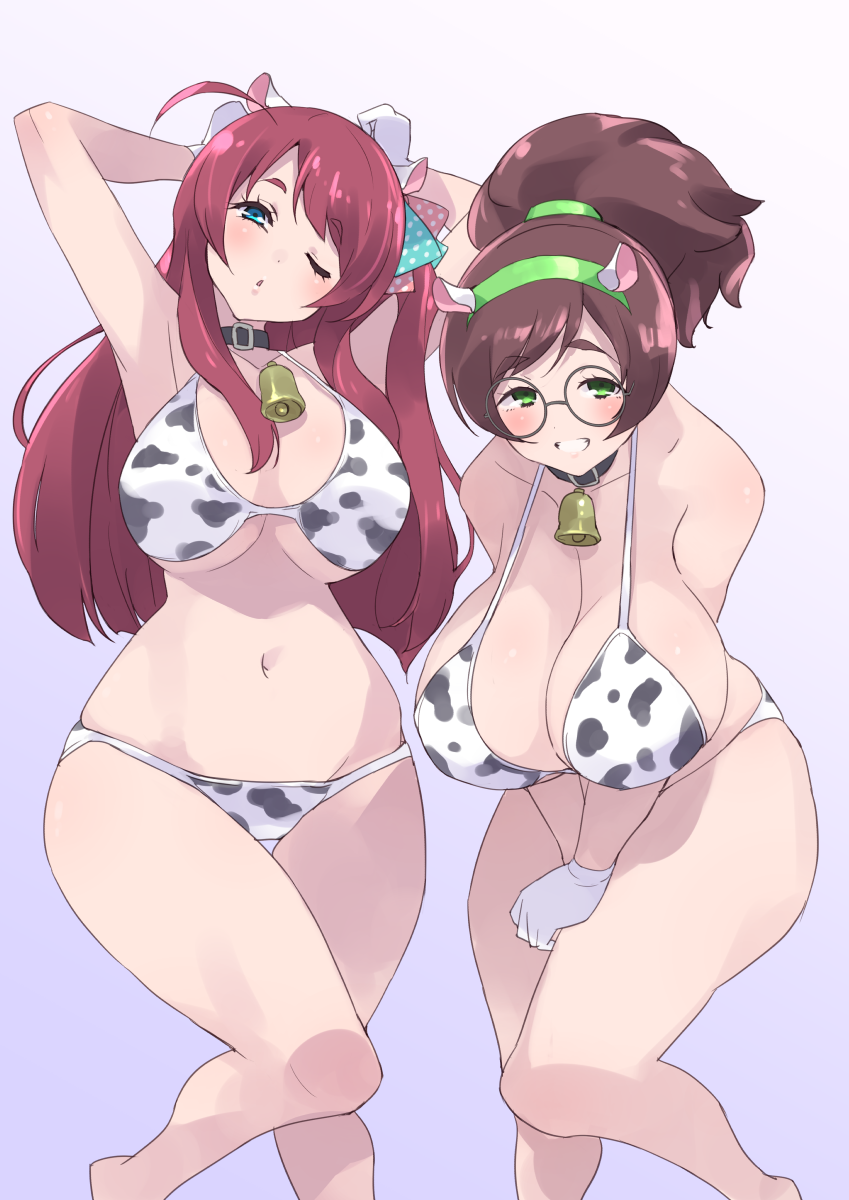 2girls ahoge animal_ears animal_print armpits arms_behind_head arms_up bell belt_collar bikini black_collar blue_eyes breasts brown_hair clenched_teeth collar coveredcore covering_crotch covering_privates cow_ears cow_print cow_print_bikini cowbell fake_animal_ears glasses gloves gradient_background green_eyes green_headband headband highres huge_breasts large_breasts long_hair minamoto_sakura multiple_girls navel neck_bell one_eye_closed one_side_up ponytail presenting_armpit print_bikini purple_background red_hair round_eyewear smile standing standing_on_one_leg swimsuit teeth underboob white_gloves yuzuriha_maimai zombie_land_saga