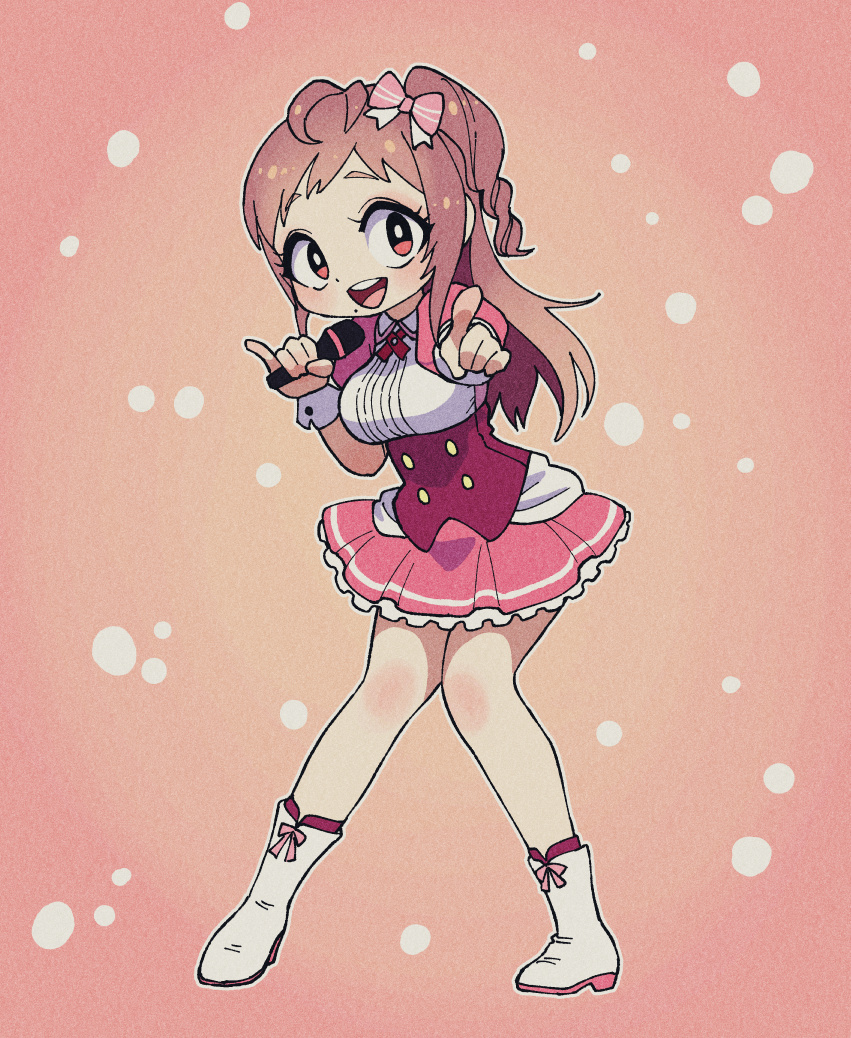 1girl blush boots breasts brown_hair byackopath_(artist) chibi collared_shirt commentary_request corset cross_tie full_body gradient_background high_heel_boots high_heels holding holding_microphone idol komiya_nikuru_(byackopath) large_breasts light_particles long_hair looking_at_viewer microphone miniskirt mole mole_under_mouth one_side_up original outline outstretched_hand pigeon-toed pink_background pink_skirt pink_sleeves pinky_out puffy_short_sleeves puffy_sleeves red_eyes ribbed_shirt ringlets shirt short_sleeves skirt smile solo standing underbust white_boots white_outline white_shirt wrist_cuffs