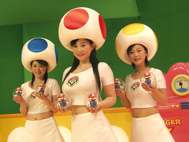 3girls anna_mizuhara asian aya_kanai ayano_yoshikawa breasts cosplay cosplay_photo donkey_kong_(series) globe holding looking_at_viewer mario mario_(series) mario_vs._donkey_kong midriff mini_mario multiple_girls mushroom navel nintendo photo_(medium) real_life shirt tank_top toad_(mario) toad_girl_(mario_vs._donkey_kong_japanese_commercial) white_shirt