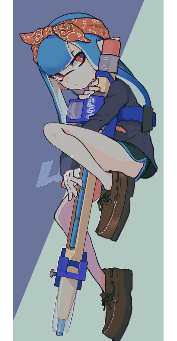 1girl bandana black_shorts blue_background blue_hair blue_pupils blue_shirt blue_trim blunt_bangs brown_footwear closed_mouth commentary dolphin_shorts full_body holding holding_weapon imaikuy0 inkling inkling_girl inkling_player_character long_hair long_sleeves looking_to_the_side nintendo pillarboxed pointy_ears print_bandana red_bandana red_eyes shirt shorts sidelocks snipewriter_(splatoon) solo splatoon_(series) splatoon_3 symbol-only_commentary tentacle_hair weapon