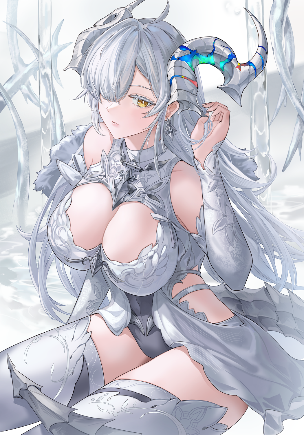 1girl breasts dragon_girl dragon_horns dragon_tail earrings expressionless hair_over_one_eye highres hip_vent horns jewelry kachi large_breasts long_hair looking_at_viewer original solo tail thighhighs very_long_hair white_hair white_thighhighs yellow_eyes