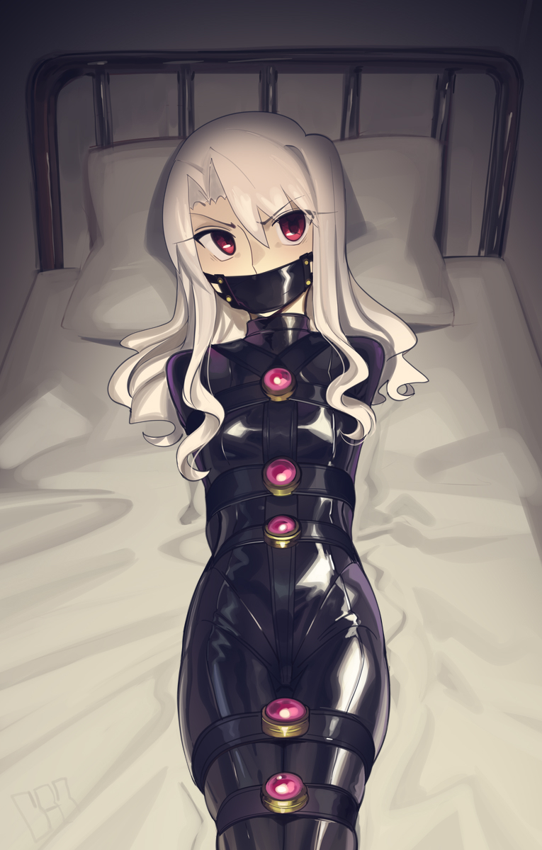 1girl bdsm bodysuit bondage bondage_outfit bound breasts cad_(caddo) commentary_request fate/stay_night fate_(series) gag gagged highres illyasviel_von_einzbern latex latex_bodysuit long_hair long_sidelocks looking_at_viewer lying on_back on_bed panel_gag red_eyes restrained sidelocks signature small_breasts solo white_hair