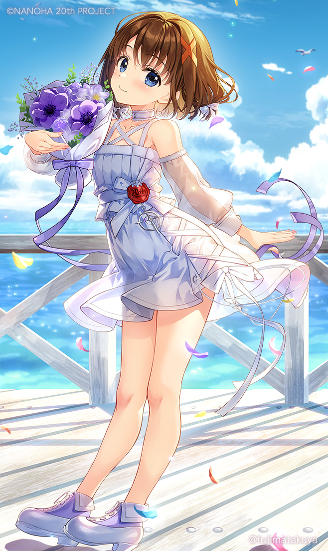 1girl bare_shoulders beach blonde_hair blue_eyes blue_sky blush boots bouquet bow brown_hair closed_mouth cloud cloudy_sky collarbone day dress flower fujima_takuya gloves high_heel_boots high_heels holding holding_bouquet horizon looking_at_viewer lyrical_nanoha ocean official_art outdoors petals purple_flower single_thighhigh sky smile solo standing standing_on_one_leg thighhighs thighhighs_under_boots water white_boots white_bow white_dress white_gloves white_thighhighs yagami_hayate