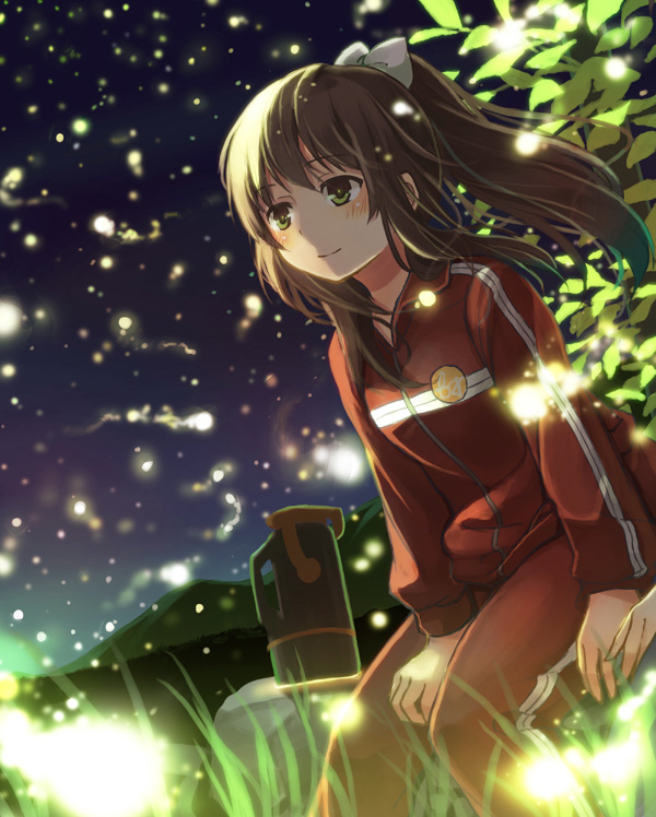 1girl between_legs bow brown_hair bug commentary_request female_focus firefly green_eyes hair_bow hand_between_legs insect jacket night niichi_(komorebi-palette) original ponytail sitting smile solo thermos track_jacket track_suit