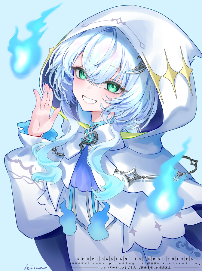1girl blue_background blue_hair blush bow bowtie cloak commentary_request dress green_eyes grin hand_up hi-na1 hitodama hood hood_up hooded_cloak kasukane_shino long_hair looking_at_viewer nanashi_inc. simple_background smile solo upper_body virtual_youtuber watermark white_bow white_bowtie white_cloak white_dress