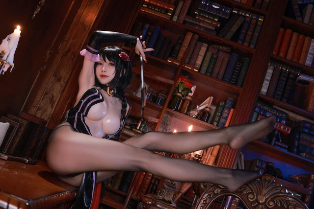 1girl aqua28551264 black_dress black_hair black_panties bookshelf braid braided_ponytail breasts cleavage cosplay dress elsa_granhilte japanese_(nationality) knife kukri large_breasts library lipstick makeup medium_breasts navel panties pantyhose photo_(medium) purple_eyes re:zero_kara_hajimeru_isekai_seikatsu underwear