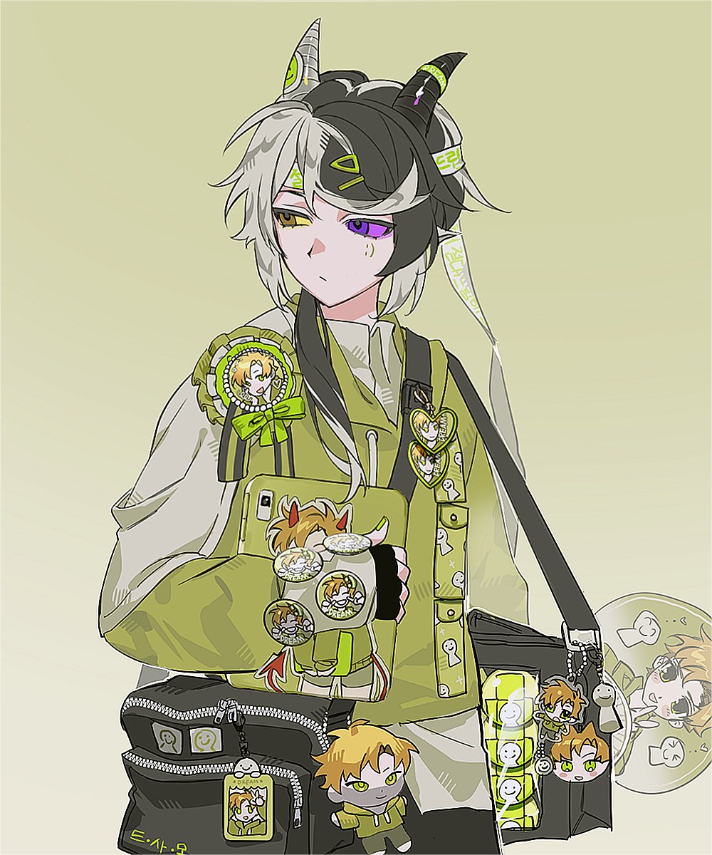 1boy androgynous animification bad_id bad_twitter_id bag black_hair bow character_doll demon demon_horns demon_tail dream_(youtuber) dream_(youtuber)_(blob) dream_smp english_text gradient_background hair_ornament hairclip heterochromia highres horns in_nyeo korean_text long_hair minecraft_youtube multicolored_hair otaku ponytail purple_eyes ranbob smiley_face solo tablet_pc tail tales_from_the_smp two-tone_hair white_hair yellow_eyes