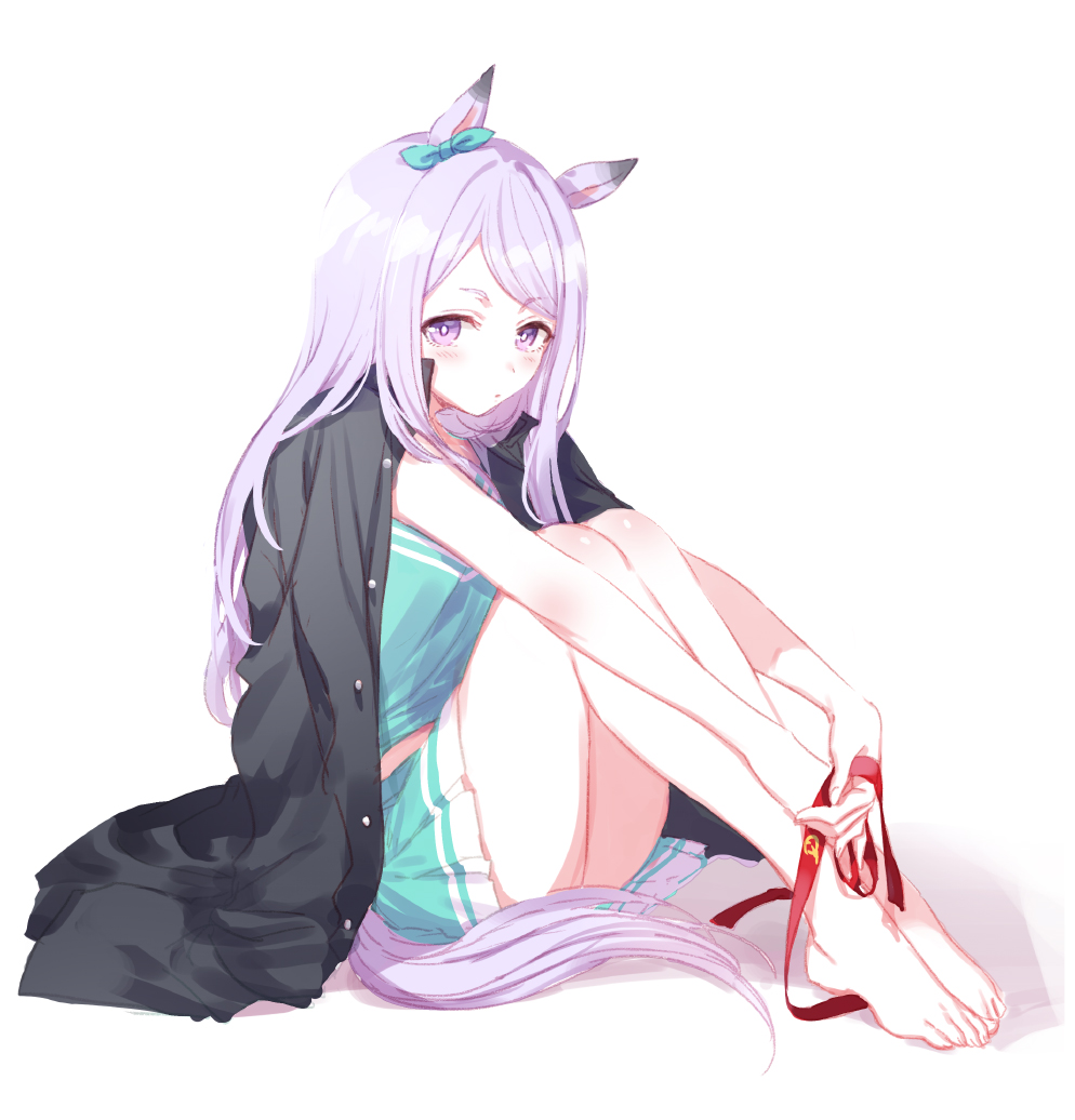 1girl animal_ears barefoot black_coat blush bow breasts coat coat_on_shoulders ear_bow full_body green_shirt green_skirt holding holding_ribbon horse_ears horse_girl horse_tail knees_up long_hair looking_at_viewer mejiro_mcqueen_(umamusume) midriff purple_eyes purple_hair ribbon romi_(346_ura) shadow shirt simple_background sitting skirt small_breasts solo tail toes umamusume umamusume_(anime) v_arms white_background