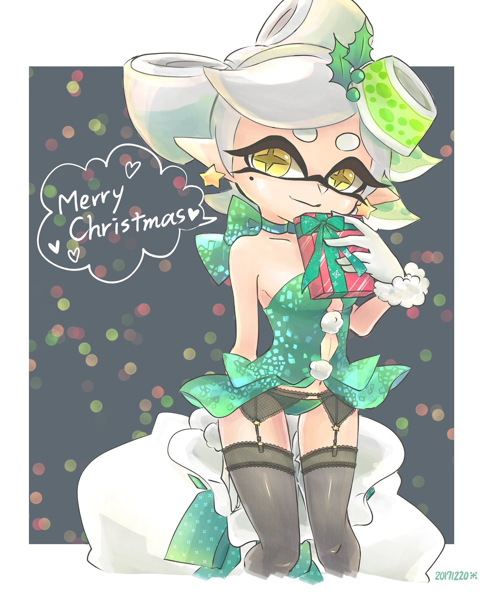 1girl arm_behind_back black_garter_belt black_thighhighs breasts choker christmas closed_mouth cross-shaped_pupils dated dress earrings english_text food food_on_head fur-trimmed_gloves fur_trim garter_belt gift gloves gradient_hair green_choker green_hair green_panties green_shirt grey_hair hair_ornament highres holding holding_gift holly_hair_ornament inkling jewelry lingerie looking_at_viewer marie_(splatoon) merry_christmas mole mole_under_eye multicolored_hair navel nintendo object_on_head okome_2g2g panties pointy_ears sack shirt short_hair small_breasts smile solo speech_bubble splatoon_(series) standing star_(symbol) star_earrings strapless strapless_dress strapless_shirt swept_bangs symbol-shaped_pupils tentacle_hair thighhighs underwear yellow_eyes