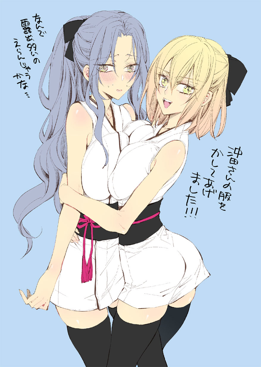 2girls asymmetrical_docking blonde_hair blue_hair blush bow breast_press cosplay fate/grand_order fate_(series) genderswap genderswap_(mtf) highres hug long_hair multiple_girls okita_souji_(fate) okita_souji_(koha-ace)_(cosplay) okita_souji_(koha-ace) ponytail saitou_hajime_(fate) smile thighhighs