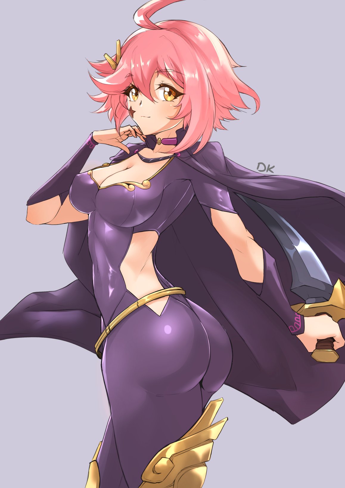 1girl ahoge ass blush bodysuit breasts cape cleavage cosplay deekei fire_emblem fire_emblem_engage from_behind hair_ornament highres looking_at_viewer medium_breasts nintendo orange_eyes pink_hair reverse_grip short_hair skin_tight smile solo sword tohno_amane_(deekei) weapon yunaka_(fire_emblem) yunaka_(fire_emblem)_(cosplay)