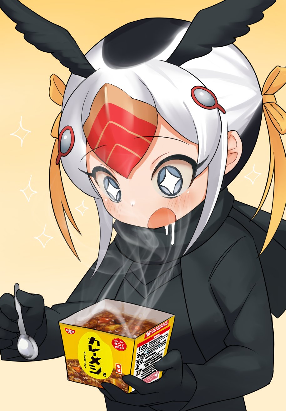 +_+ 10s 1girl :o bad_id bad_twitter_id black_gloves black_hair black_scarf choir_(artist) commentary_request curry drooling female_focus food gloves hair_between_eyes head_wings highres holding holding_spoon kemono_friends long_sleeves multicolored_hair red_hair scarf short_hair simple_background solo sparkle spoon steam tufted_puffin_(kemono_friends) upper_body white_hair wings yellow_background