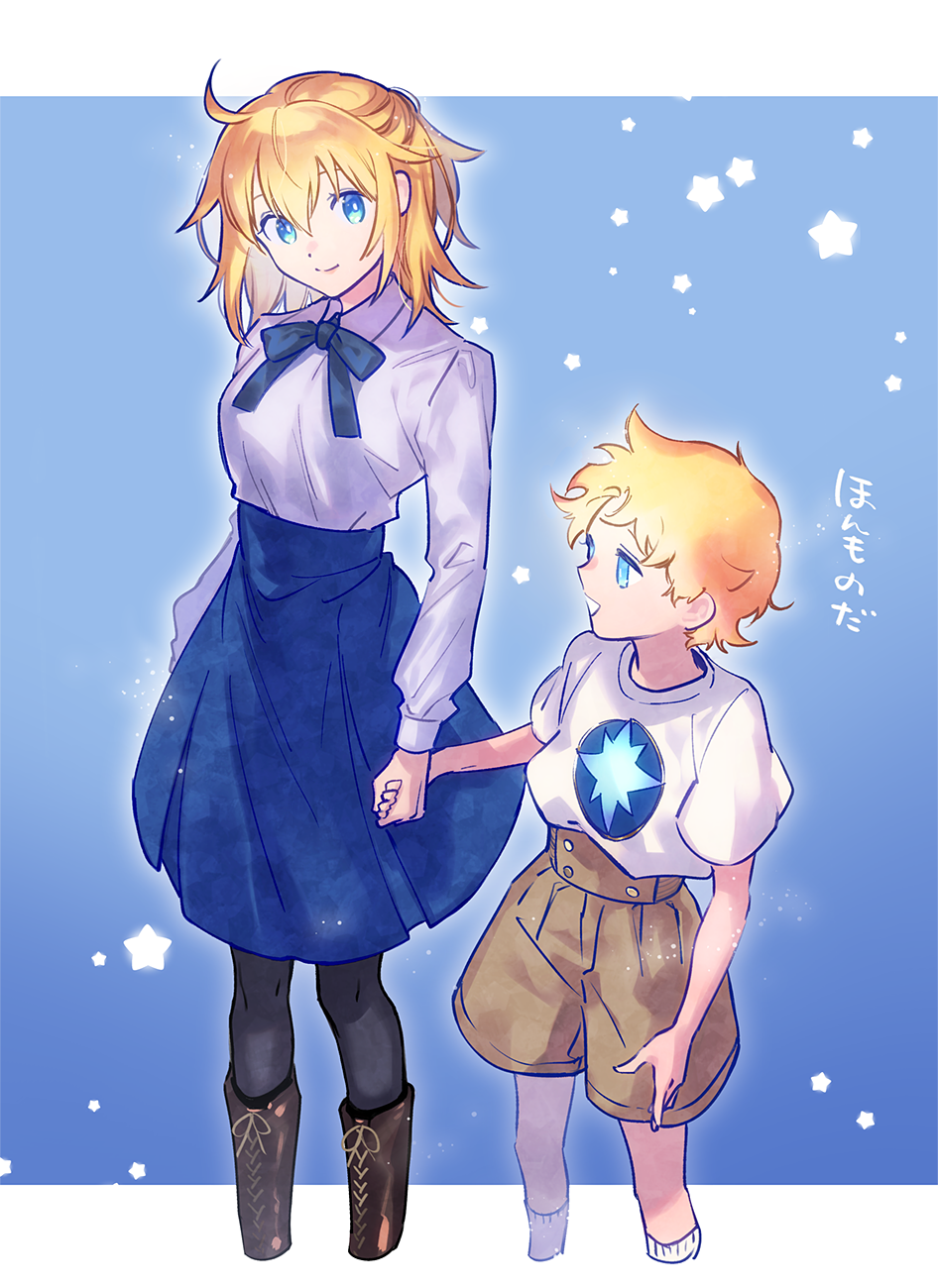 1boy 1girl ahoge ankle_boots artoria_pendragon_(fate) black_pantyhose blonde_hair blue_eyes blue_ribbon blue_skirt boots brown_shorts character_request child commentary_request fate/grand_order fate_(series) fujimaru_ritsuka_(female) fujimaru_ritsuka_(female)_(anniversary_blonde) highres holding_hands long_sleeves looking_at_another medium_hair neck_ribbon pantyhose ribbon saber_(fate) shirt_tucked_in short_sleeves shorts skirt smile socks translation_request uni_(nico02) voyager_(fate) white_pantyhose