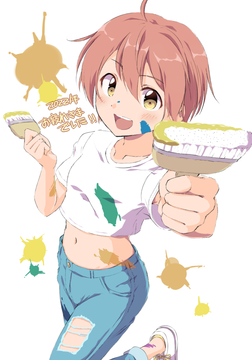 1girl 2022 ahoge blue_pants blush collarbone cowboy_shot cropped_shirt denim hair_between_eyes highres holding holding_brush hoshizora_rin jeans leg_up looking_at_viewer love_live! love_live!_school_idol_project midriff navel open_mouth orange_hair paint_on_body paint_on_clothes paint_splatter paint_splatter_on_face pants sen_(sen0910) shirt shoes short_hair short_sleeves simple_background smile solo standing standing_on_one_leg teeth torn_clothes torn_jeans torn_pants translation_request upper_teeth_only white_background white_shirt white_shoes yellow_eyes