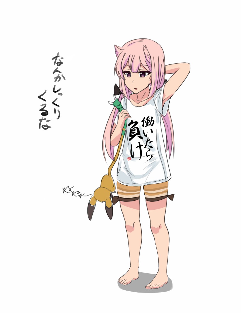1girl arm_behind_head barefoot clothes_writing collarbone commentary_request creature full_body hair_ears highres long_hair mashiko_kaoru mashitono_desu nene_(toji_no_miko) orange_shorts parted_lips pink_hair print_shirt purple_eyes shirt short_shorts short_sleeves shorts simple_background solo standing t-shirt toji_no_miko translation_request twintails white_background white_shirt
