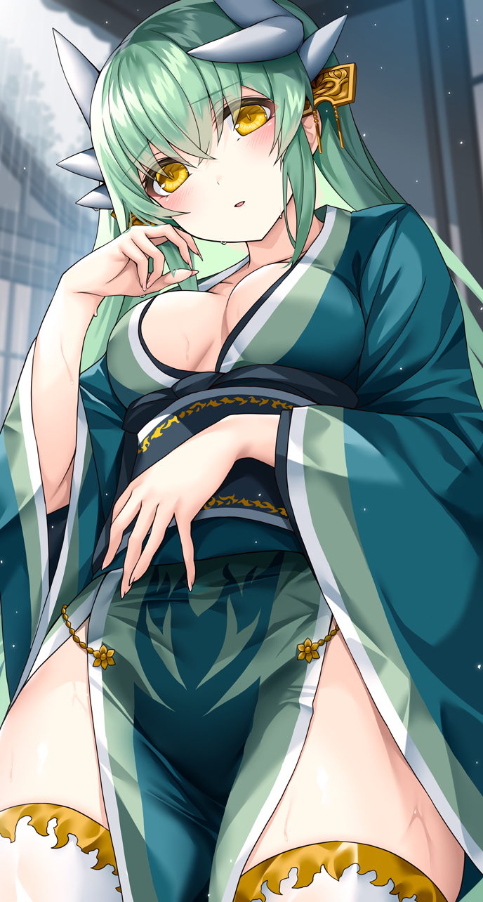 1girl blush breasts commentary_request dragon_girl dragon_horns fate/grand_order fate_(series) green_hair green_kimono hair_ornament highres horns japanese_clothes kimono kiyohime_(fate) large_breasts long_hair looking_at_viewer morizono_shiki parted_lips rain solo thighhighs thighs white_thighhighs wide_sleeves yellow_eyes