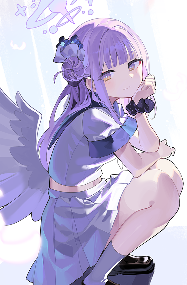 1girl blue_archive bright_pupils closed_mouth commentary falken_(yutozin) foot_out_of_frame grey_serafuku grey_shirt grey_skirt grey_wings halo head_rest light_blush long_hair looking_at_viewer midriff_peek mika_(blue_archive) multicolored_eyes pleated_skirt purple_eyes purple_hair purple_halo purple_sailor_collar sailor_collar school_uniform scrunchie serafuku shirt short_sleeves skirt smile solo squatting two-tone_eyes white_pupils wings wrist_scrunchie yellow_eyes