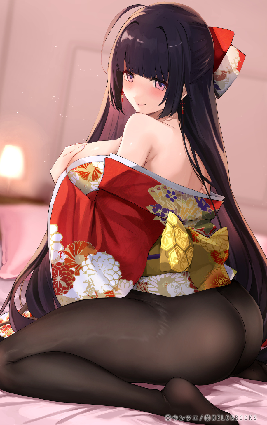 1girl ahoge ass black_hair black_pantyhose blunt_bangs breasts character_request closed_mouth commentary_request copyright_request earrings floral_print floral_print_kimono from_side hair_ornament highres huge_ahoge indoors japanese_clothes jewelry kimono long_hair looking_at_viewer off_shoulder on_bed pantyhose pink_eyes print_kimono red_kimono sideboob sitting smile solo untue wariza
