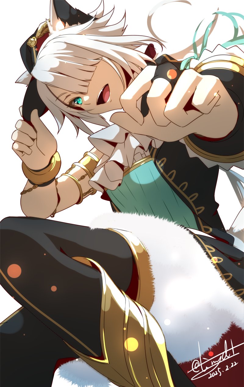 1girl animal_ears armlet artist_name ascot black_gloves blue_eyes boots bracelet cat_ears dated fingerless_gloves gloves hair_over_one_eye hat highres jacket jewelry looking_at_viewer open_mouth signature simple_background smile solo tail teeth tinybiard white_ascot white_background white_cat_(ys) white_hair ys ys_ix:_monstrum_nox