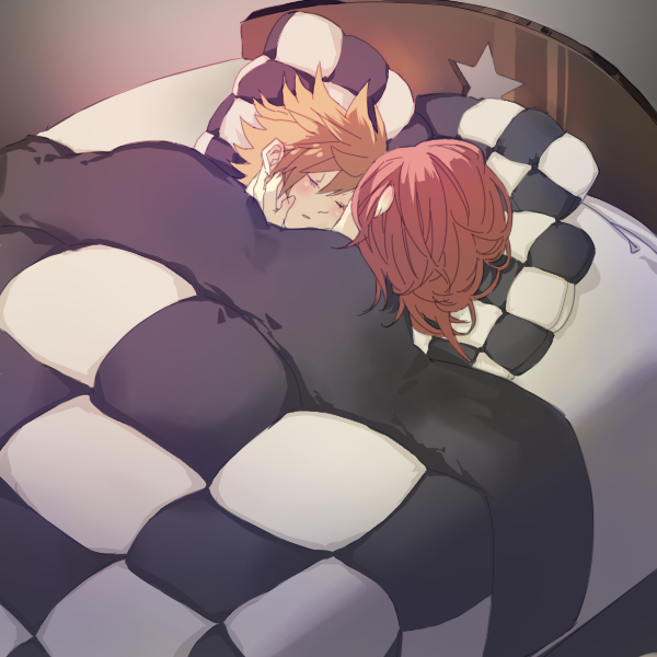 2boys alternate_hairstyle axel_(kingdom_hearts) blonde_hair closed_eyes commentary_request cuddling facing_away hand_on_another&#039;s_face head_on_pillow headboard indoors kingdom_hearts light_blush lying male_focus medium_hair multiple_boys night on_bed on_side pillow pot_(135790) red_hair roxas short_hair spiked_hair star_(symbol) under_covers upper_body yaoi
