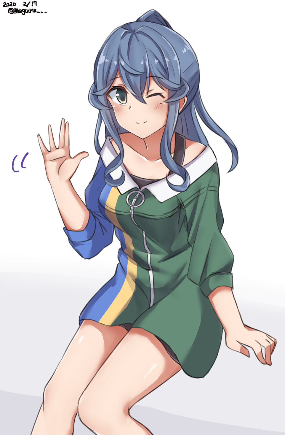 1girl alternate_costume bad_id bad_twitter_id blue_eyes blue_hair collarbone commentary_request cowboy_shot dress female_focus gotland_(kancolle) green_dress highres invisible_chair kantai_collection long_hair looking_at_viewer meguru_(megurunn) mole mole_under_eye multicolored_dress one-hour_drawing_challenge ponytail simple_background sitting smile solo waving white_background