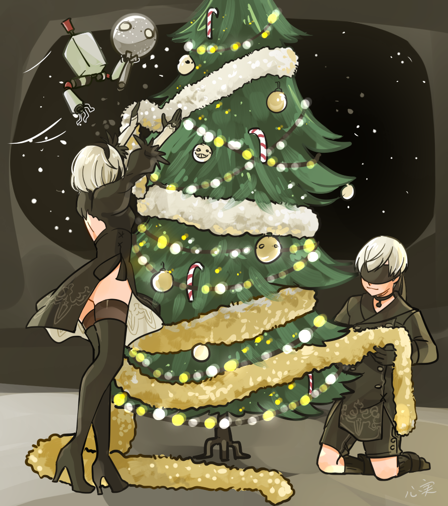 1boy 1girl 2b_(nier:automata) 9s_(nier:automata) back_cutout black_choker black_dress black_footwear black_gloves black_hairband black_shorts blindfold bob_cut boots choker christmas christmas_ornaments christmas_tree clothing_cutout dress duplicate emil_(nier) feather-trimmed_sleeves gloves hairband high_heels juliet_sleeves kokomi_(aniesuakkaman) long_sleeves machine_(nier) nier:automata nier_(series) pixel-perfect_duplicate pod_(nier:automata) puffy_sleeves short_hair shorts signature space thigh_boots thighhighs white_hair