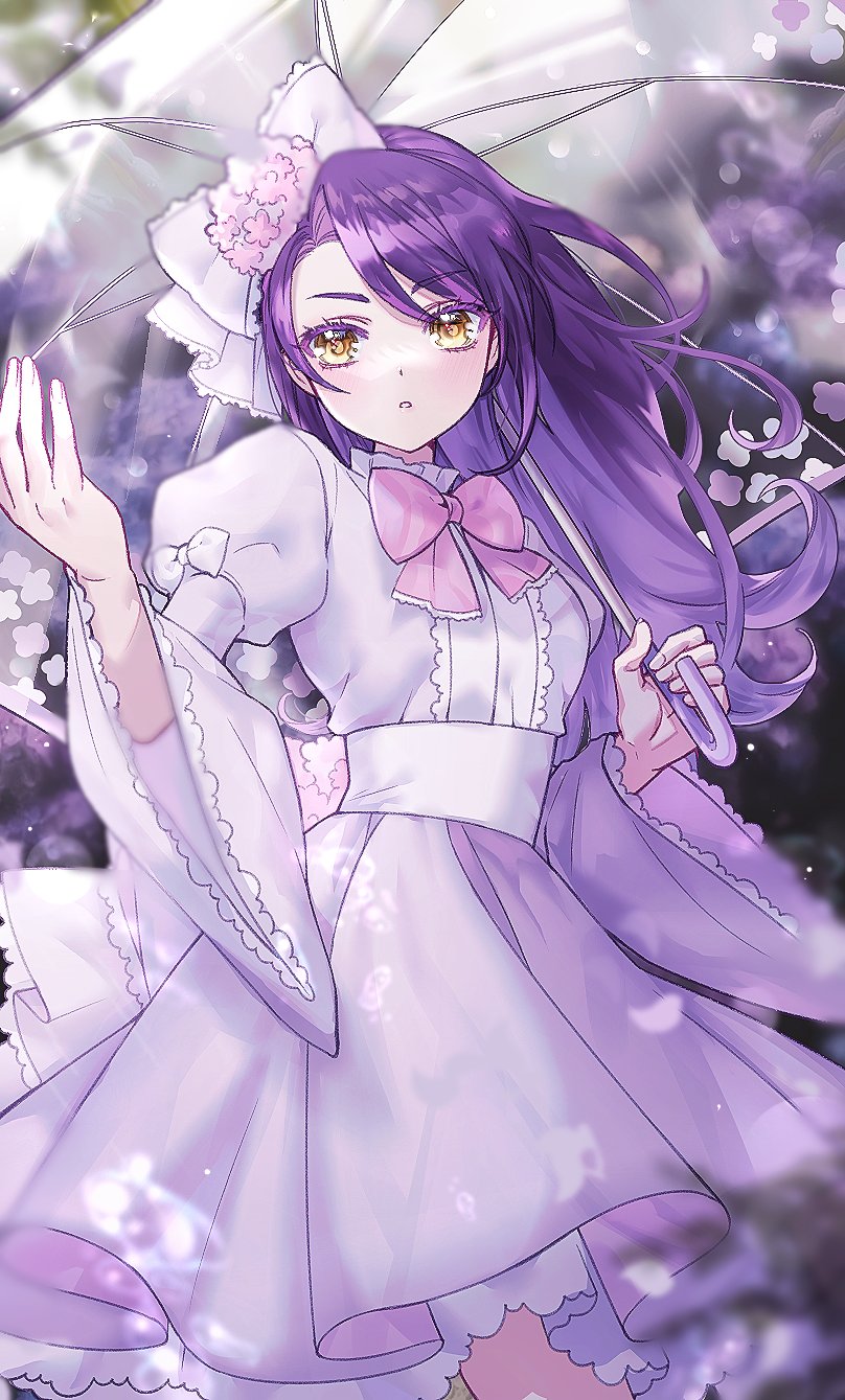 1girl blurry blurry_background bow chuu0105 cowboy_shot dress falling_petals hair_bow hair_down hands_up highres holding holding_umbrella long_hair long_sleeves outdoors parted_lips petals pretty_series pripara puffy_sleeves purple_dress purple_hair solo standing toudou_shion transparent transparent_umbrella umbrella white_bow wide_sleeves wind yellow_eyes
