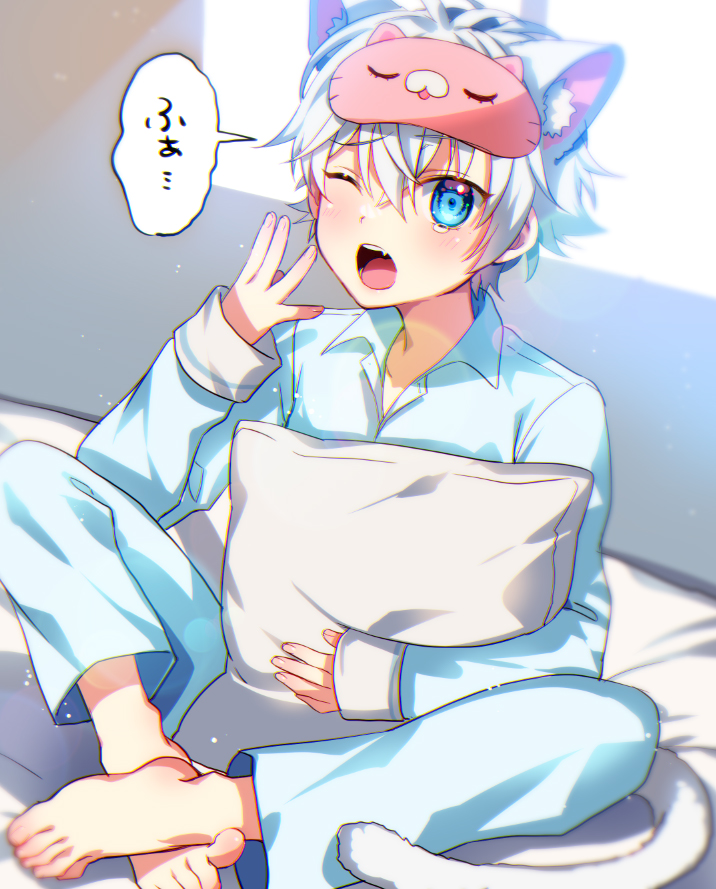 1boy animal_ears blue_eyes blue_pajamas blue_pants blue_shirt blush cat_boy cat_ears ginjiro_(ginziro525) ginjiro_(vtuber) indie_virtual_youtuber long_sleeves male_focus on_bed one_eye_closed open_mouth pajamas pants shirt sitting sleep_mask sleepy solo tearing_up translation_request virtual_youtuber window yawning yellow_eyes