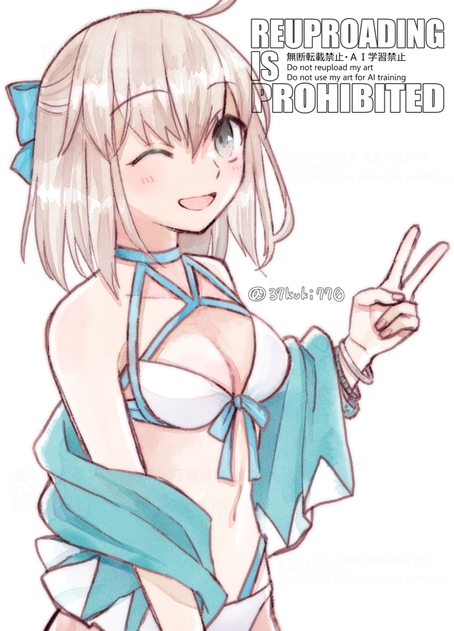 1girl 37kuki770 ahoge aqua_bikini aqua_bow artist_name bare_shoulders beach_towel bikini blonde_hair blush bow bracelet breasts chinese_commentary cleavage commentary_request criss-cross_halter fate/grand_order fate_(series) green_eyes hair_between_eyes hair_bow halterneck highres holding holding_towel jewelry mixed-language_commentary multi-strapped_bikini_bottom multi-strapped_bikini_top multicolored_bikini navel okita_j._souji_(fate) okita_j._souji_(third_ascension)_(fate) okita_souji_(fate) one_eye_closed open_mouth short_hair simple_background smile solo stomach swimsuit three_quarter_view towel two-tone_bikini upper_body v watermark white_background white_bikini
