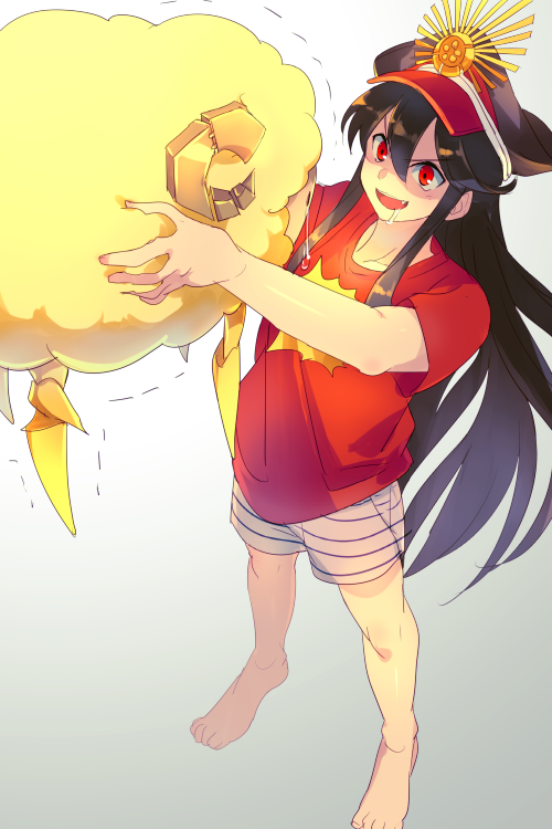 1girl barefoot black_hair black_hat breasts buster_shirt dumuzid_(fate) echo_(circa) fate/grand_order fate_(series) gradient_background hat long_hair oda_nobunaga_(fate) oda_nobunaga_(swimsuit_berserker)_(fate) oda_nobunaga_(swimsuit_berserker)_(first_ascension)_(fate) oda_uri open_mouth peaked_cap red_eyes red_shirt sheep shirt short_sleeves shorts small_breasts smile striped_clothes striped_shorts white_shorts