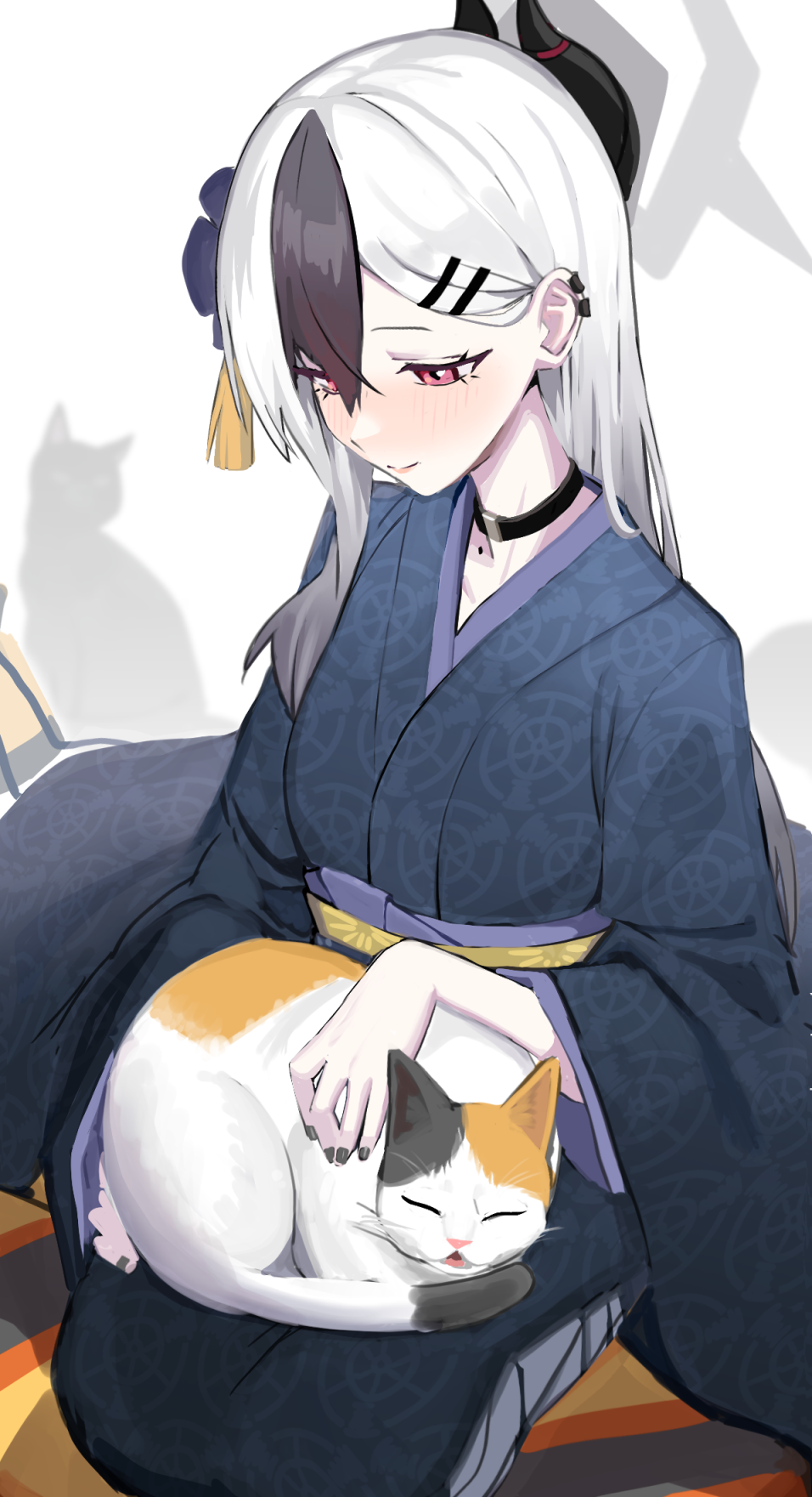 1girl animal black_choker black_hair black_horns black_kimono blue_archive blush cat choker closed_mouth demon_horns franz2543 grey_hair grey_halo hair_between_eyes halo highres horns japanese_clothes kayoko_(blue_archive) kayoko_(new_year)_(blue_archive) kimono long_hair long_sleeves obi official_alternate_costume red_eyes sash solo wide_sleeves