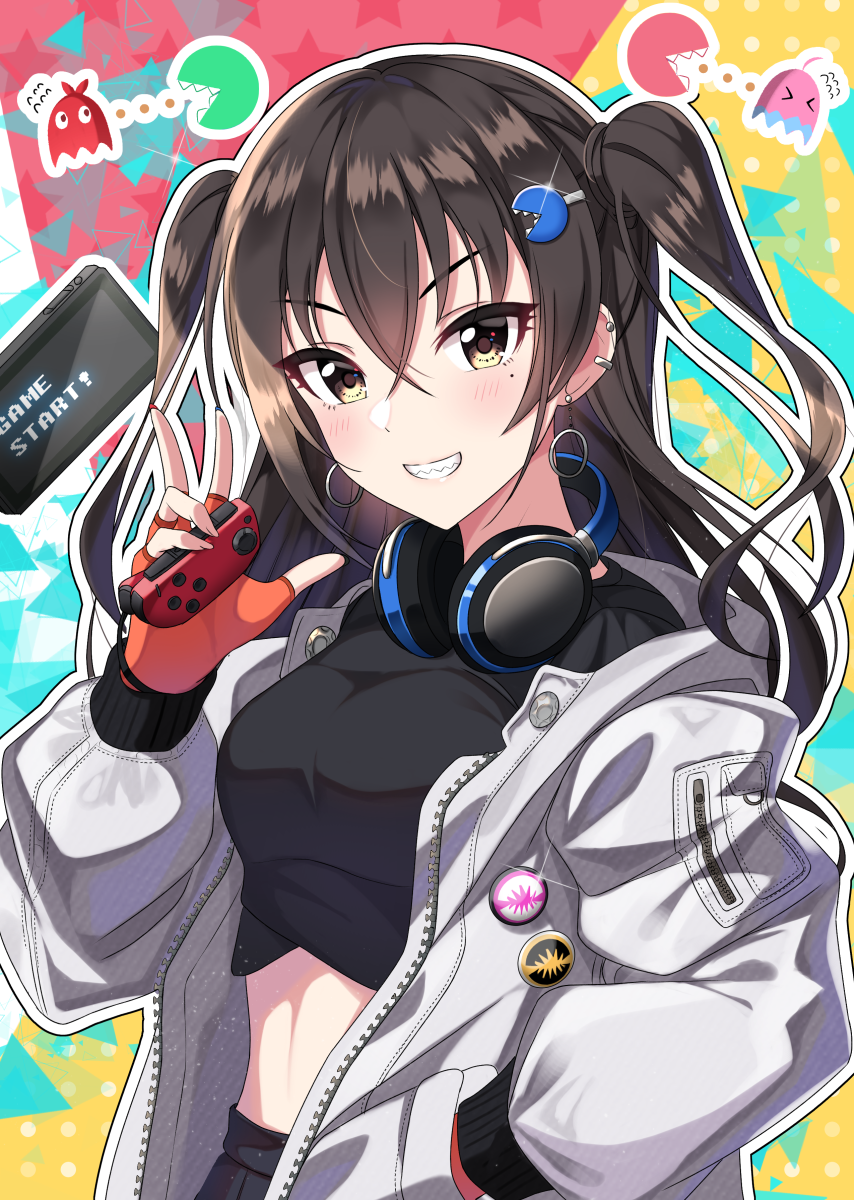 &gt;_&lt; 1girl black_hair black_shirt black_skirt blinky_(pac-man) blush brown_eyes commentary ear_piercing earrings english_commentary female_focus fingerless_gloves flying_sweatdrops gloves grey_jacket grin hair_between_eyes hair_ornament hairclip headphones headphones_around_neck highres holding idolmaster idolmaster_cinderella_girls idolmaster_cinderella_girls_starlight_stage jacket jewelry long_hair long_sleeves midriff mole mole_under_eye open_clothes open_jacket orange_gloves pac-man pac-man_(game) piercing pinky_(pacman) pleated_skirt puffy_long_sleeves puffy_sleeves sharp_teeth shirt skirt smile solo sunazuka_akira sutoroa teeth two_side_up upper_body w