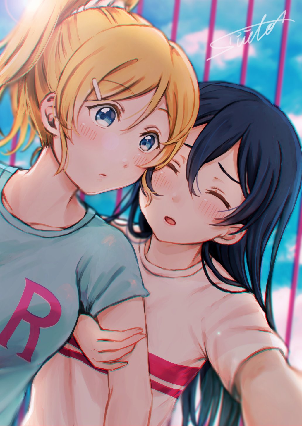 2girls ayase_eli blonde_hair blue_eyes blue_hair blush closed_eyes closed_mouth commentary_request hair_between_eyes highres long_hair looking_at_viewer love_live! love_live!_school_idol_festival love_live!_school_idol_project multiple_girls open_mouth short_sleeves sky sonoda_umi suito upper_body