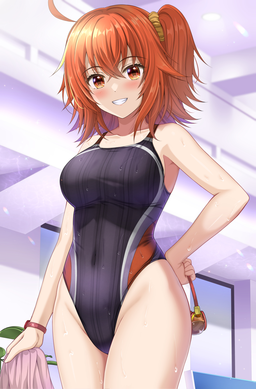 1girl ahoge bare_shoulders black_one-piece_swimsuit breasts collarbone competition_swimsuit covered_navel fate/grand_order fate_(series) fujimaru_ritsuka_(female) goggles grin highleg highleg_one-piece_swimsuit highres looking_at_viewer medium_breasts one-piece_swimsuit one_side_up orange_eyes orange_hair shibata_rai short_hair smile solo swim_goggles swimsuit thighs wet wet_clothes wet_swimsuit