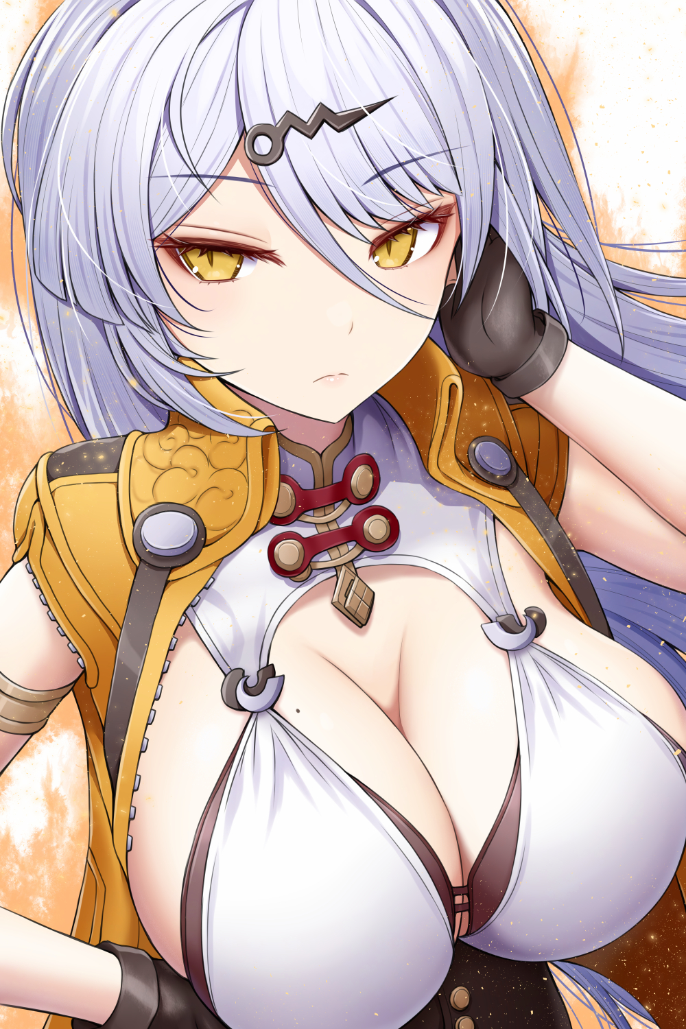 1girl asamura_hiori bare_shoulders black_gloves black_skirt breasts cleavage gloves hair_ornament hairclip highres large_breasts long_hair looking_at_viewer mole mole_on_breast skirt solo vest white_hair yellow_eyes yellow_vest yixuan_(zenless_zone_zero) zenless_zone_zero