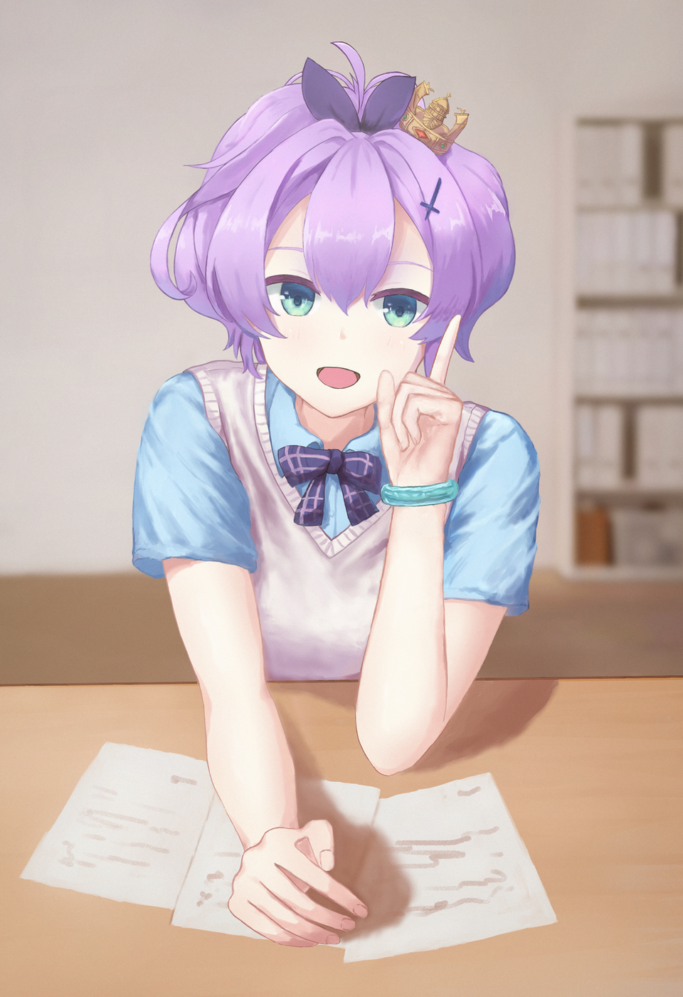 1girl azur_lane blue_shirt blurry blurry_background bow brown_sweater_vest crown green_eyes herfstijl highres javelin_(azur_lane) javelin_(slow_ahead!)_(azur_lane) looking_at_viewer manatu_kato mini_crown official_alternate_costume plaid_bow purple_eyes shirt short_hair short_sleeves solo sweater_vest vest