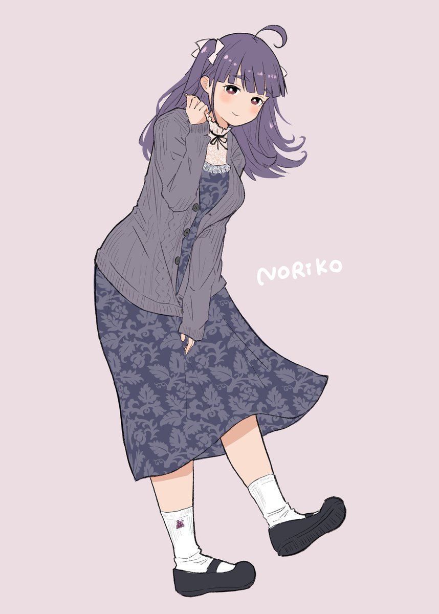 1girl ahoge alternate_costume black_shoes blunt_bangs blush bow breasts cardigan chofu_noriko closed_mouth commentary_request dress full_body grey_background grey_cardigan hair_bow highres ikizulive!_love_live!_bluebird large_breasts leaf_print leaning_forward long_dress long_hair looking_at_viewer love_live! mary_janes open_cardigan open_clothes print_dress purple_hair shoes simple_background smile socks solo two_side_up white_bow white_socks yozorapi
