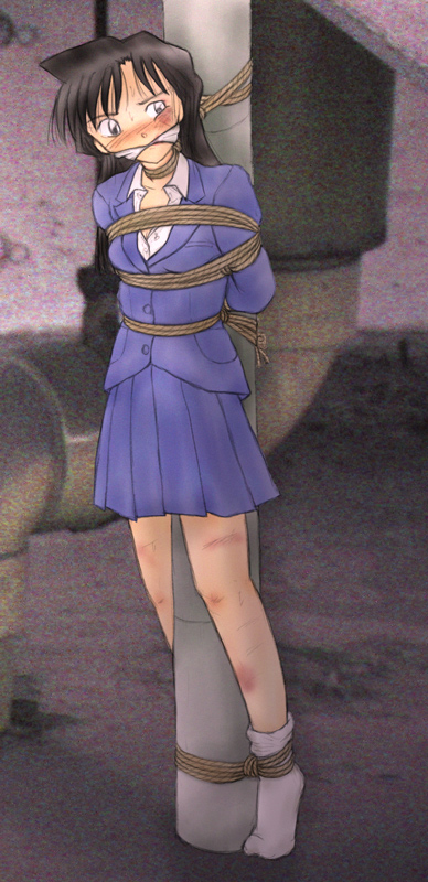 1girl angry bdsm black_hair bondage bound bruise cleave_gag cloth_gag female_focus gag gagged improvised_gag injury meitantei_conan mouri_ran rope school_uniform skirt solo