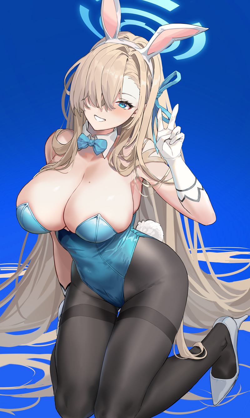 1girl animal_ears asuna_(blue_archive) asuna_(bunny)_(blue_archive) asymmetrical_bangs asymmetrical_hair bare_shoulders black_pantyhose blonde_hair blue_archive blue_background blue_bow blue_bowtie blue_eyes blue_leotard blue_ribbon bow bowtie breasts cleavage collar commentary_request detached_collar fake_animal_ears fake_tail gloves hair_over_one_eye hair_ribbon halo hand_up high_heels highres kneeling large_breasts leotard long_hair looking_at_viewer miyazakisoul mole mole_on_breast official_alternate_costume one_eye_covered pantyhose playboy_bunny rabbit_tail ribbon sideboob sidelocks smile solo stiletto_heels tail v very_long_hair white_collar white_footwear white_gloves