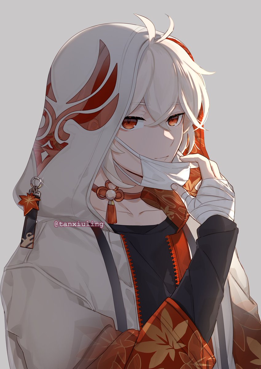 1boy antenna_hair bandaged_hand bandages choker crossed_bangs genshin_impact grey_background hair_between_eyes highres hood hoodie kaedehara_kazuha knot kumashige looking_at_viewer mask mouth_mask multicolored_hair ponytail red_choker red_eyes red_hair red_ribbon ribbon solo streaked_hair surgical_mask white_hair white_hoodie